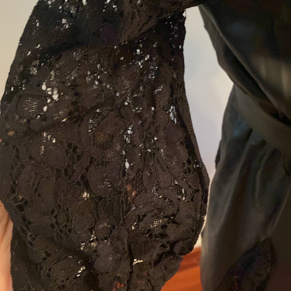 Venus faux leather and lace dresses black Nee in bag - Picture 8 of 10